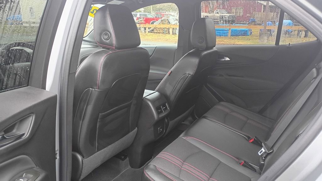 Used 2024 Chevrolet Equinox RS AWD/4WD image 13