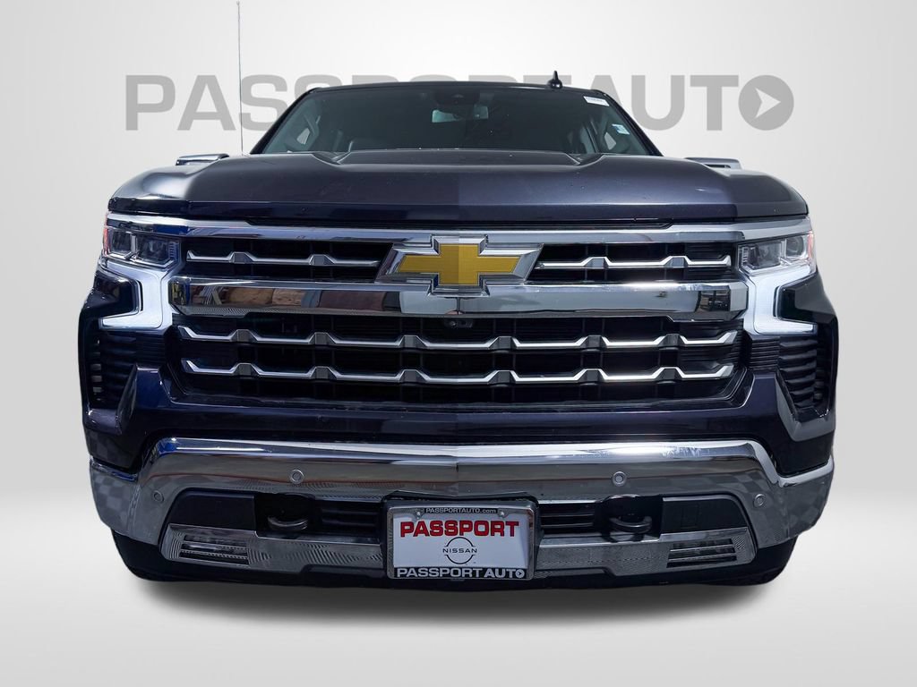 Used 2023 Chevrolet Silverado 1500 LTZ AWD/4WD image 2