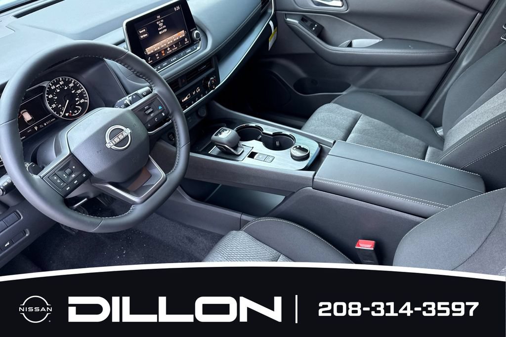 New 2026 Nissan Rogue SV w/ Cold Weather Package AWD/4WD image 4
