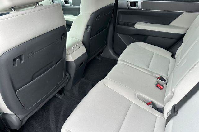 Certified 2026 Hyundai Santa Fe SE FWD image 12
