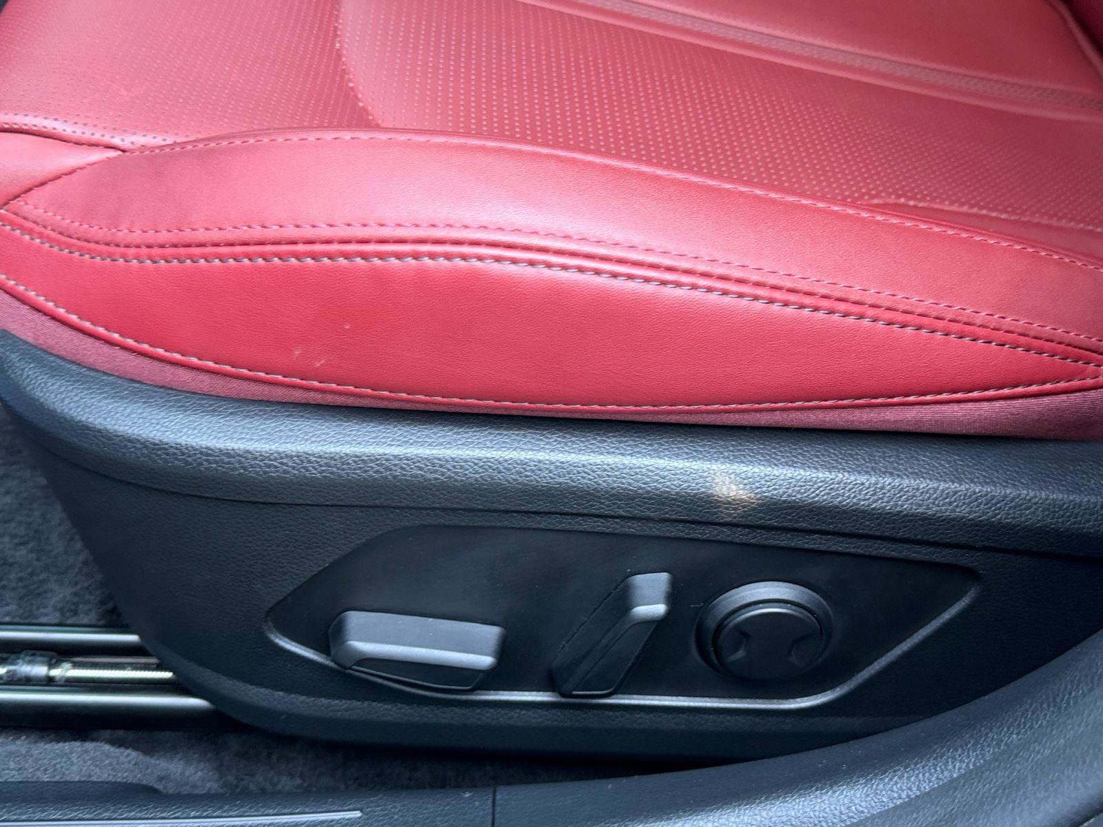 Used 2025 Kia K5 GT-Line w/ GT-Line Premium Package image 25