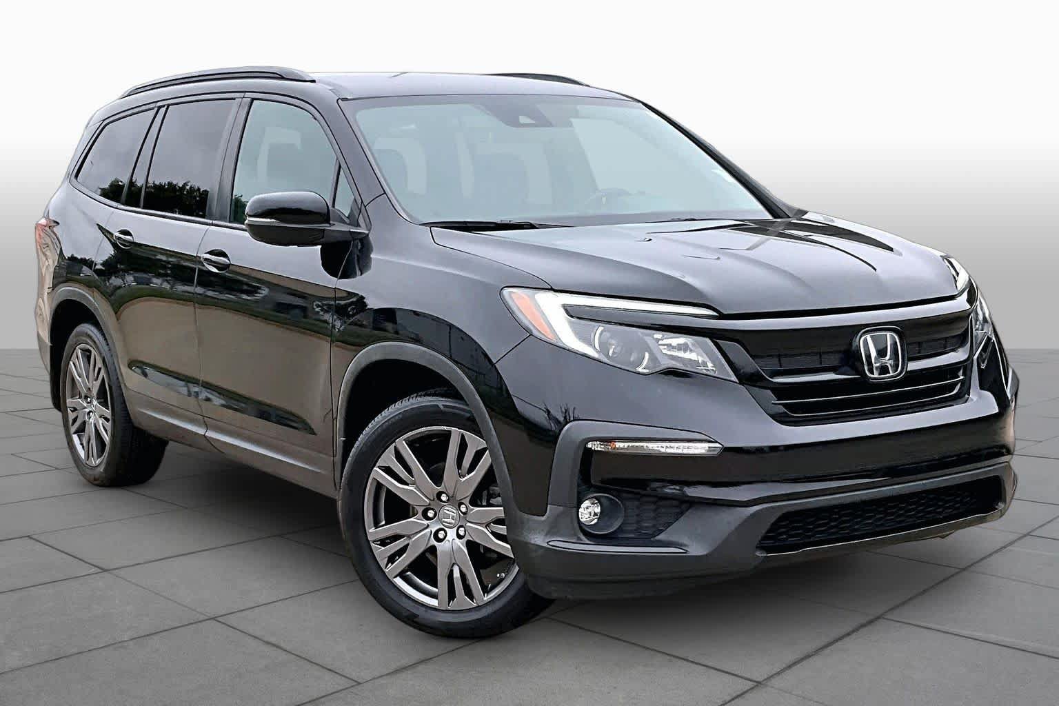 Used 2022 Honda Pilot Sport image 3