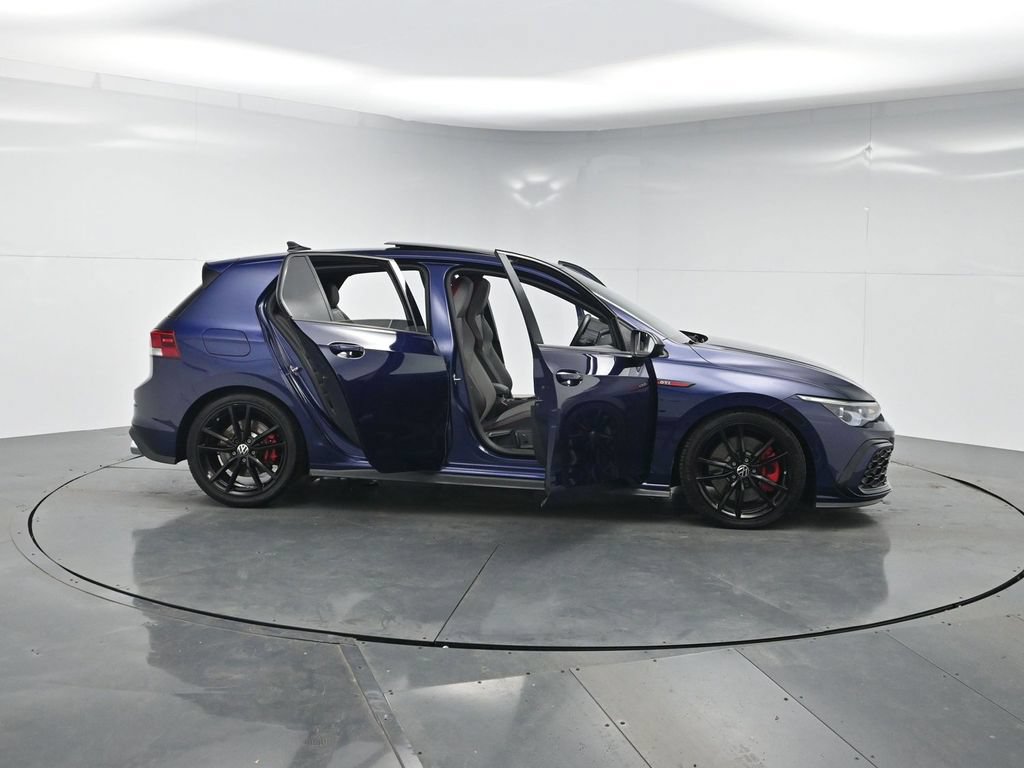 Used 2022 Volkswagen GTI SE FWD image 43