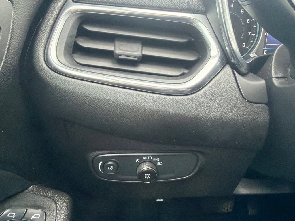 Certified 2022 Chevrolet Equinox LT FWD image 12