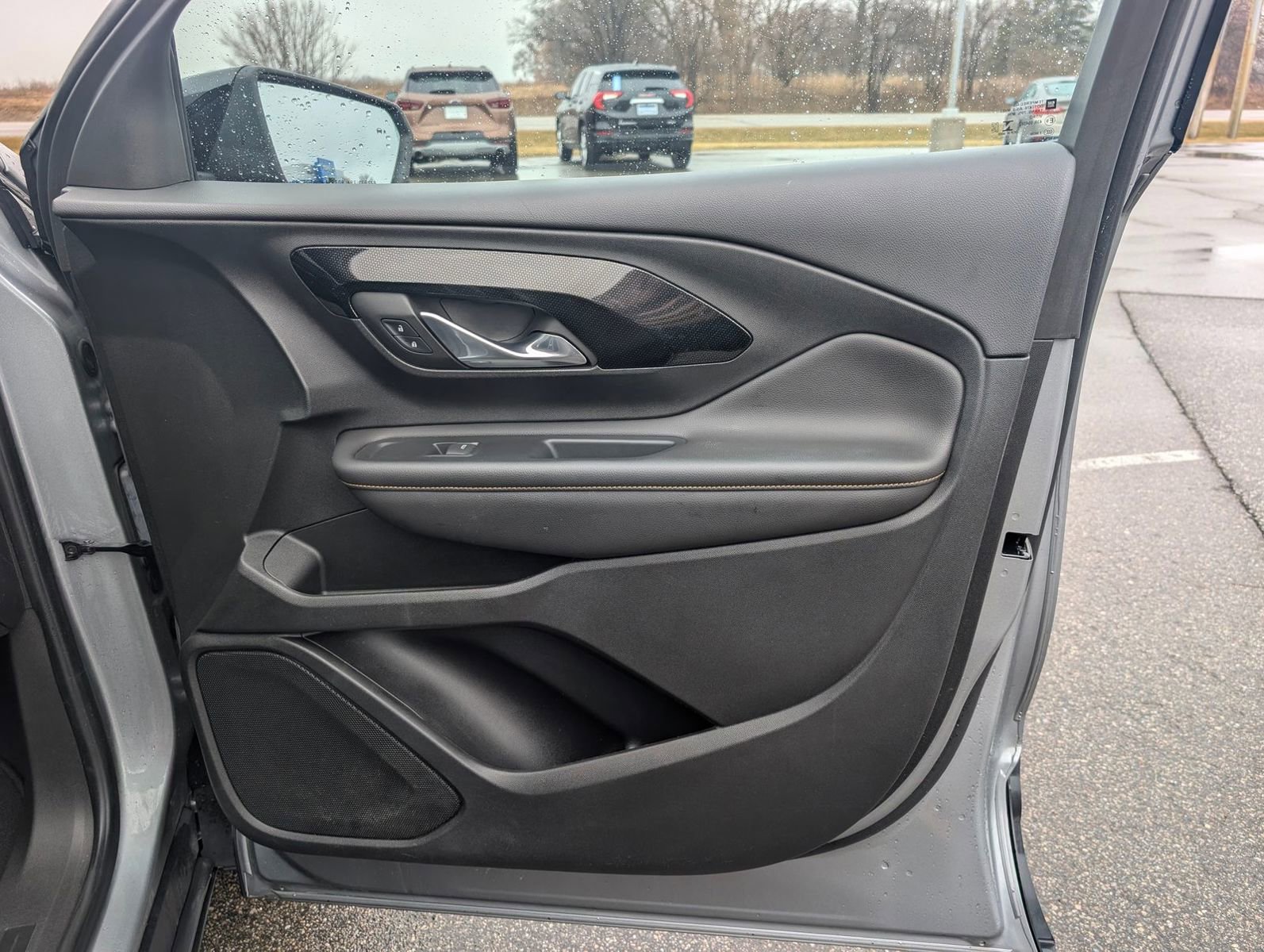 Used 2023 GMC Terrain AT4 image 35