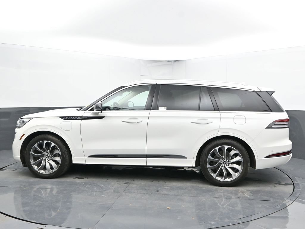 Used 2021 Lincoln Aviator Grand Touring w/ Equipment Group 302A image 8