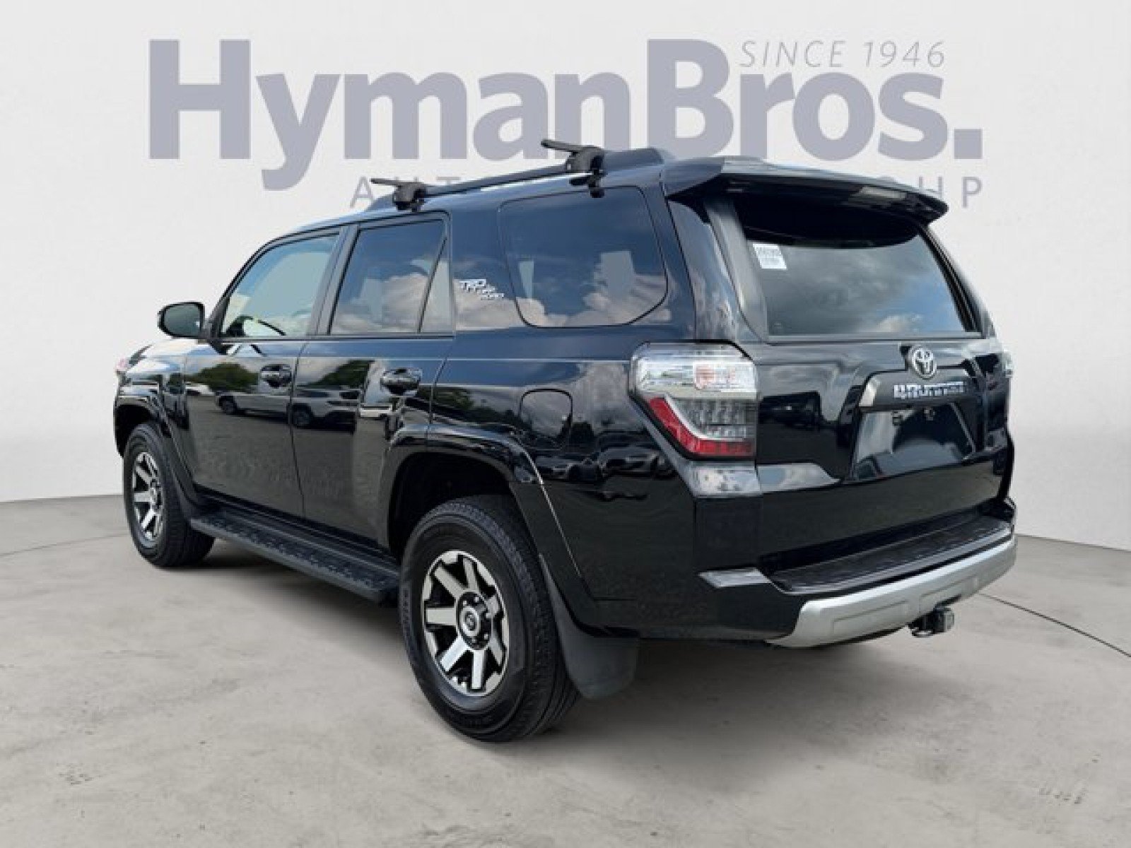 Used 2020 Toyota 4Runner TRD Off-Road Premium w/ Moonroof Package AWD/4WD image 5
