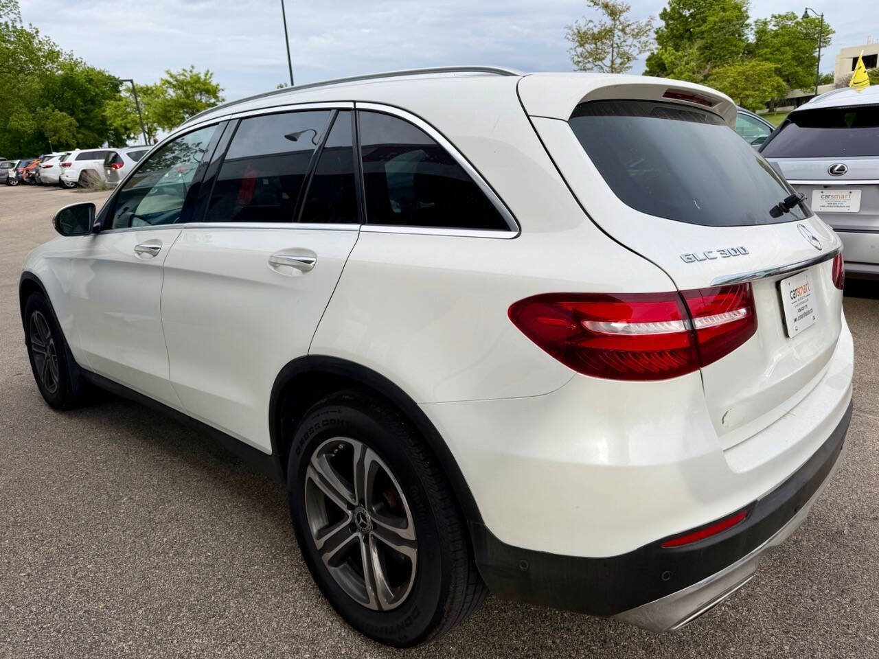 Used 2017 Mercedes-Benz GLC 300 4MATIC image 7