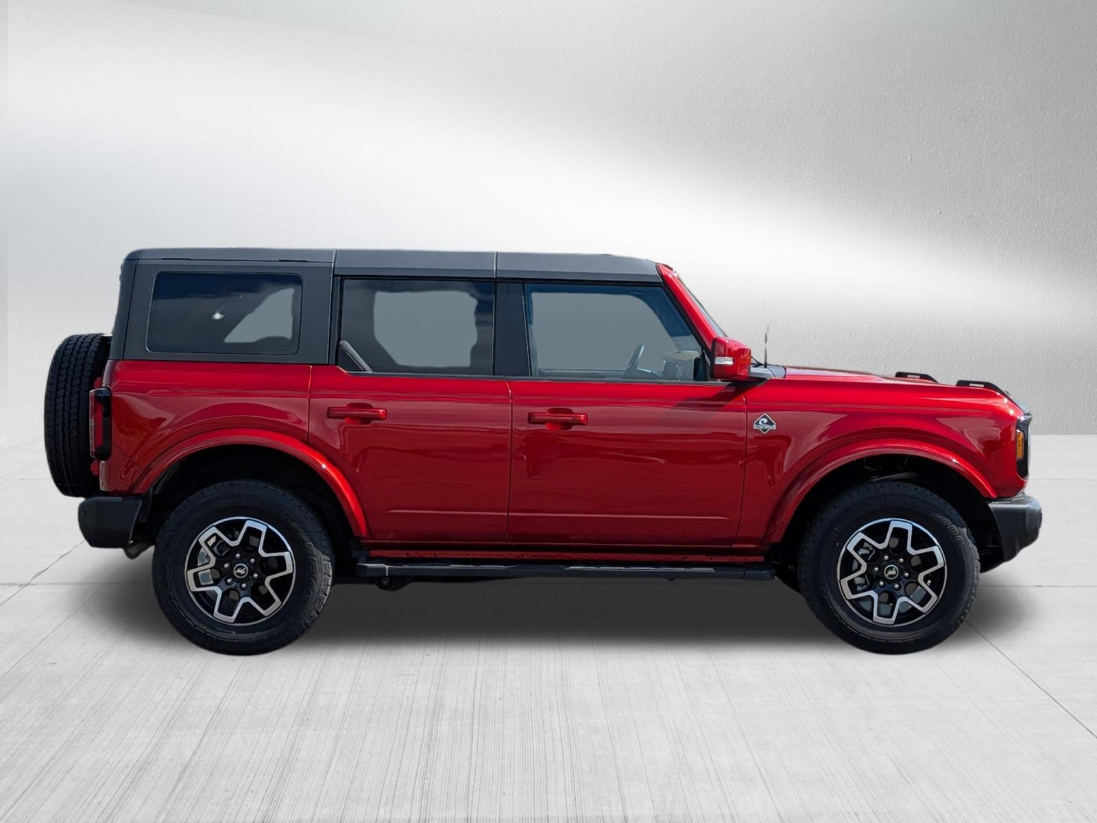 Used 2024 Ford Bronco Outer Banks AWD/4WD image 8