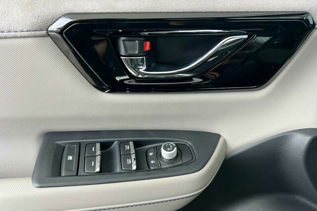 New 2025 Subaru Forester Limited image 11