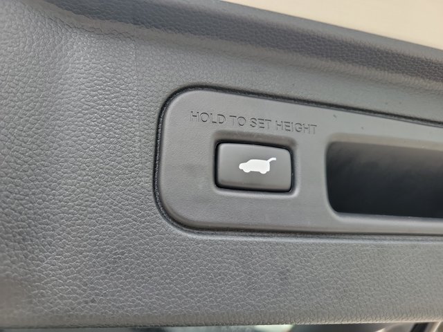 Used 2024 Honda Pilot EX-L image 11