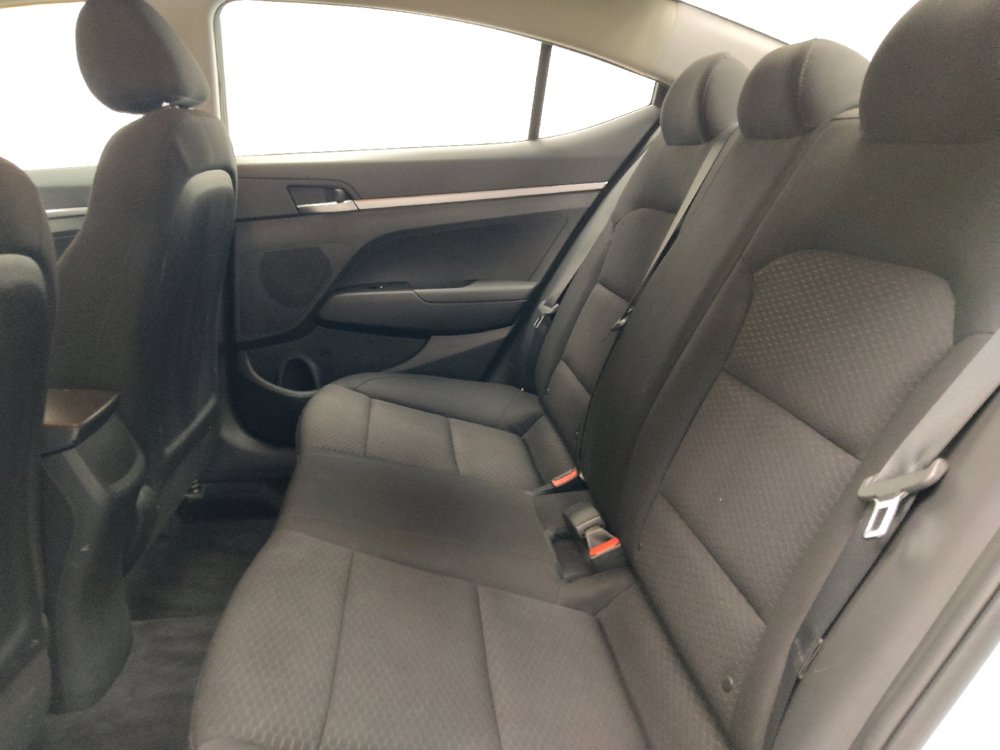 Used 2020 Hyundai Elantra SE w/ Cargo Package (C1) FWD image 18