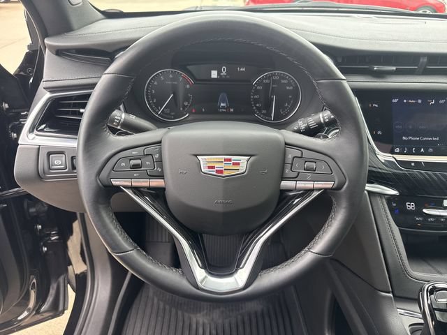 Certified 2025 Cadillac XT6 Premium Luxury w/ LPO, Floor Liner Package AWD/4WD image 15
