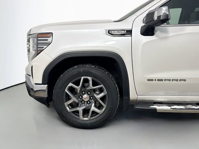 Used 2024 GMC Sierra 1500 SLT w/ SLT Premium Package image 31