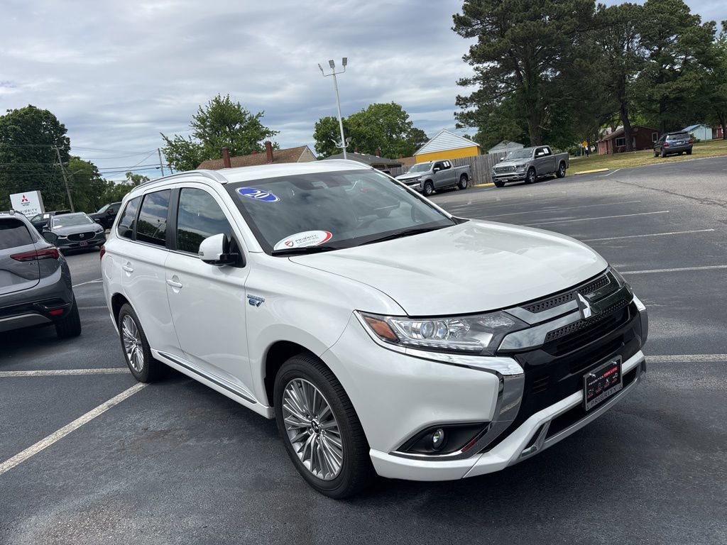 Used 2020 Mitsubishi Outlander SEL AWD/4WD image 2