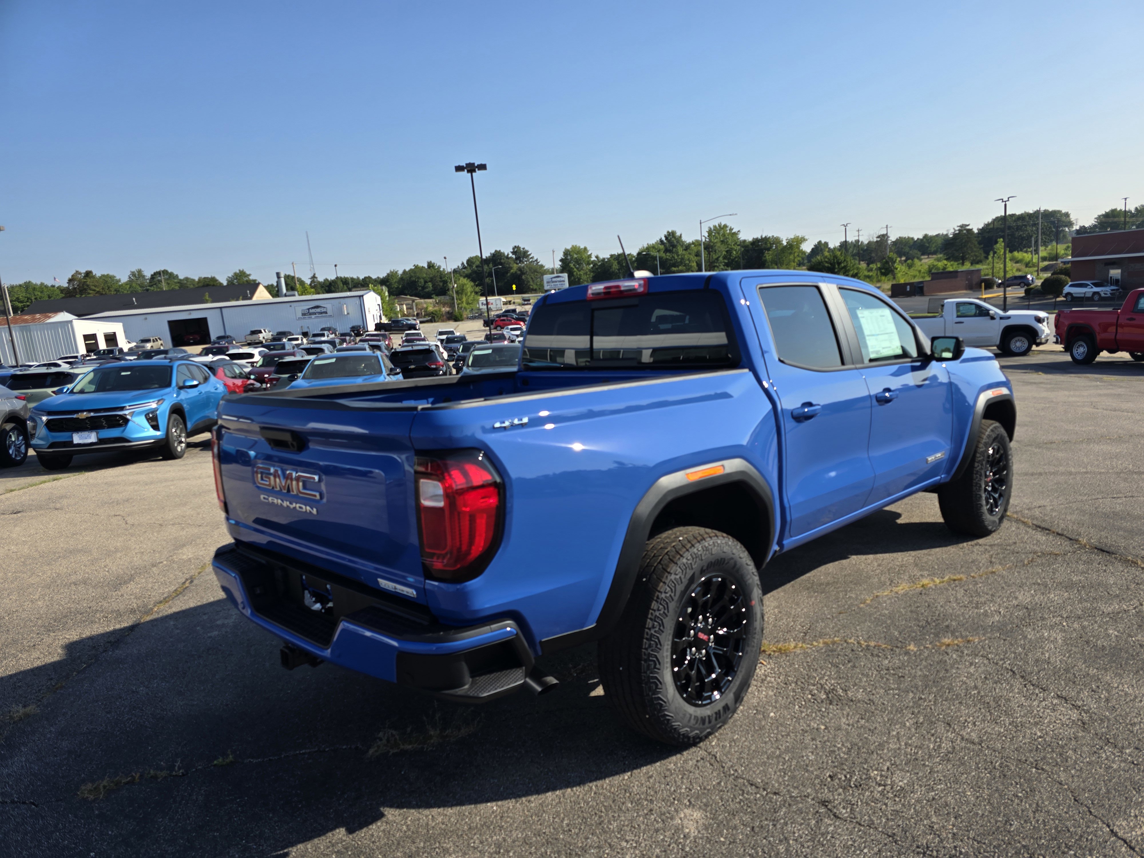 New 2026 GMC Canyon Elevation w/ Convenience Package image 3