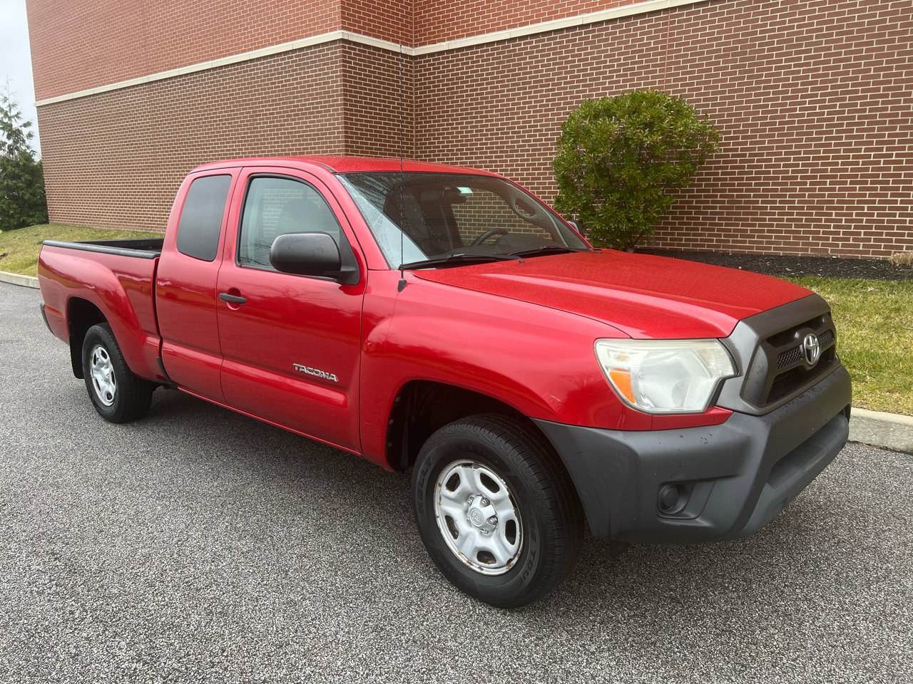 Used 2013 Toyota Tacoma 2WD Access Cab image 15