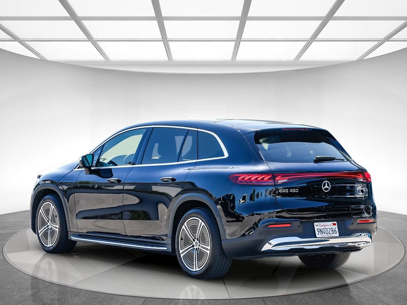 Certified 2024 Mercedes-Benz EQS 450+ 4MATIC SUV image 2