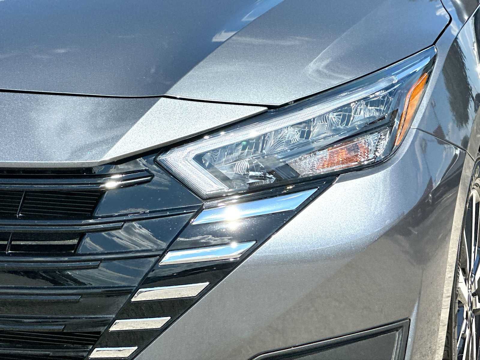 Used 2025 Nissan Versa SV w/ Trunk Package FWD image 16