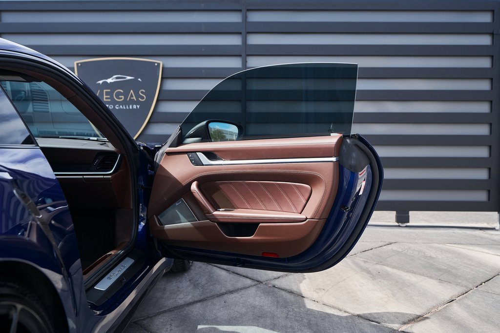 Used 2022 Porsche 911 Turbo S image 24