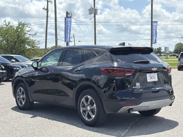 Used 2025 Chevrolet Blazer LT FWD image 8