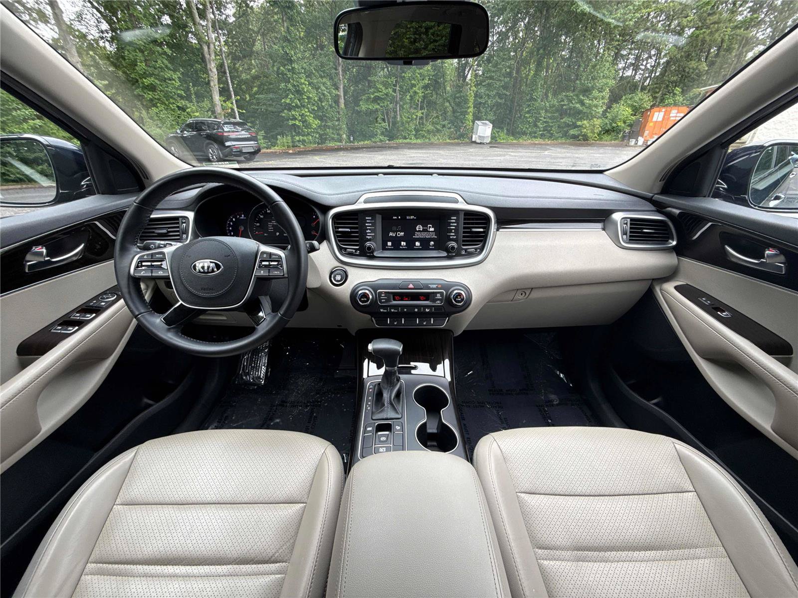 Used 2020 Kia Sorento EX FWD image 13