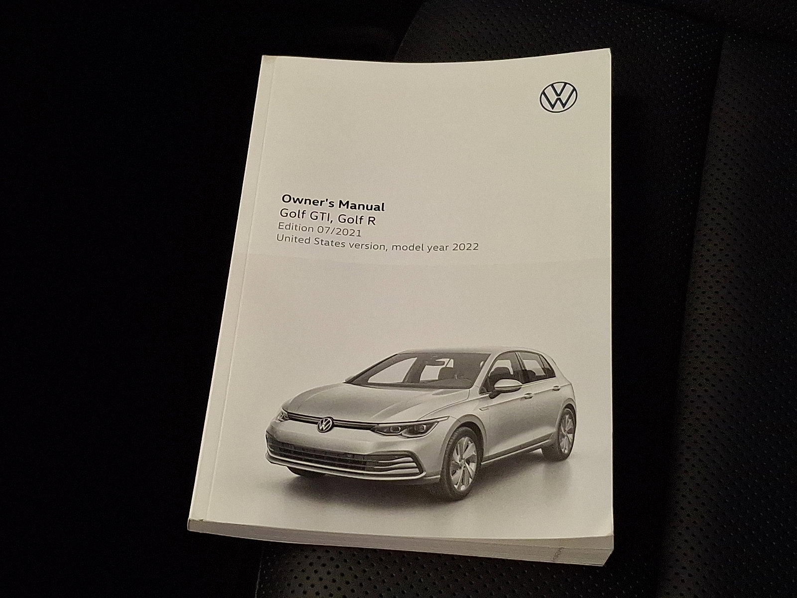 Used 2022 Volkswagen Golf R image 25