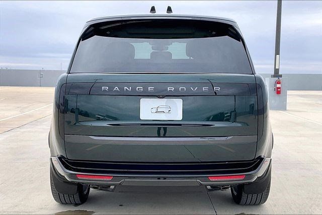 New 2026 Land Rover Range Rover SE image 4