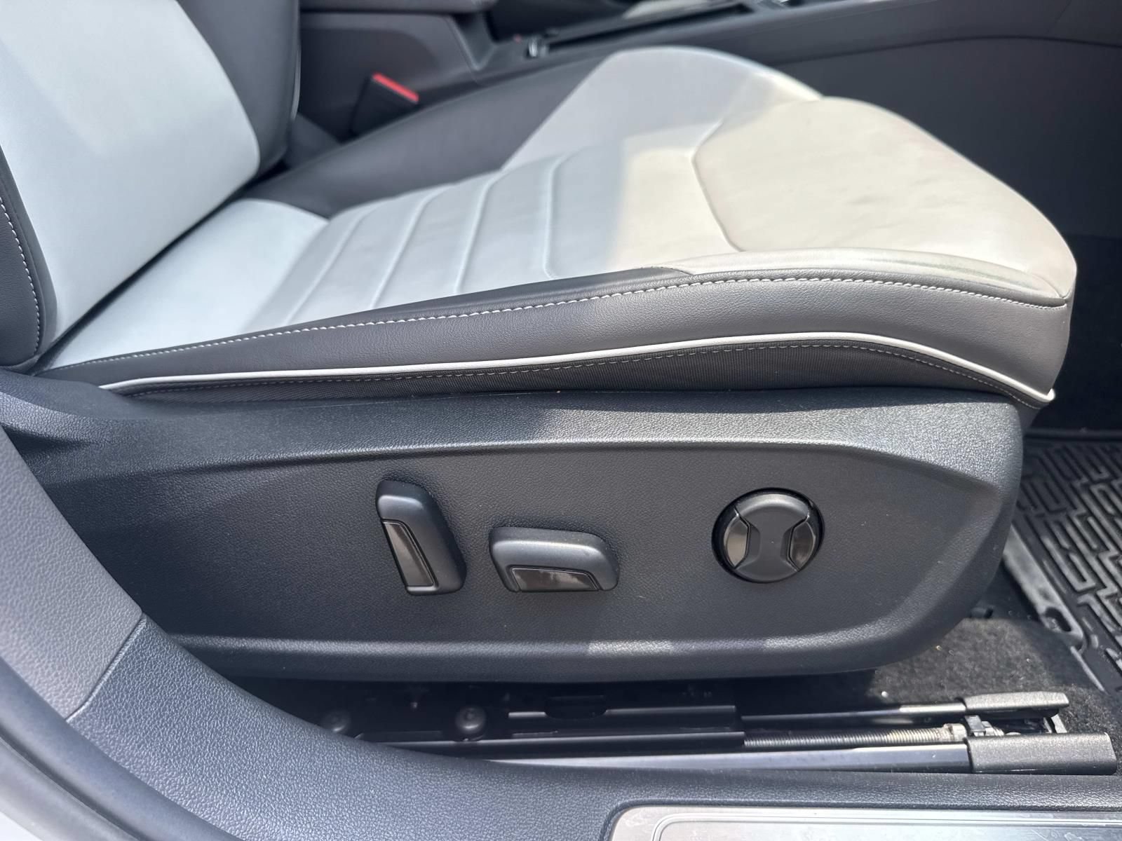 Used 2023 Volkswagen Arteon SEL AWD/4WD image 13