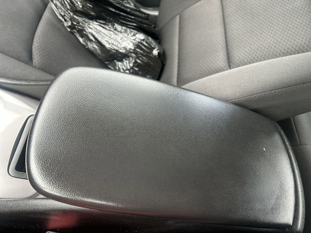 Used 2021 Chevrolet Malibu LS w/ Driver Confidence Package II image 27