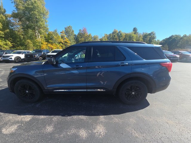 Used 2020 Ford Explorer XLT w/ Equipment Group 202A AWD/4WD image 7
