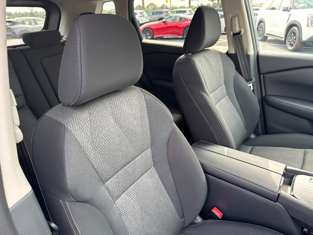 New 2026 Nissan Rogue SV FWD image 19