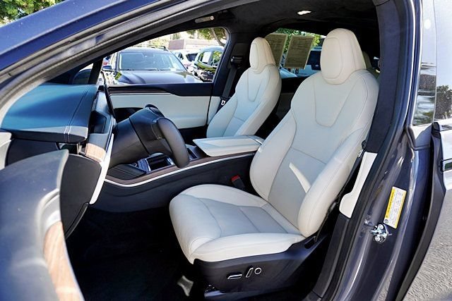 Used 2023 Tesla Model X AWD/4WD image 20