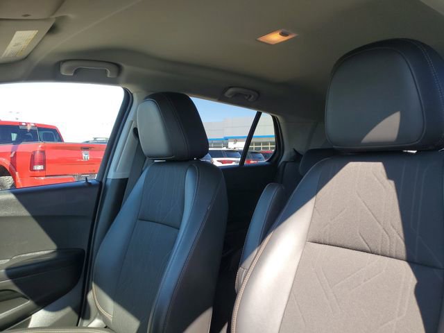 Used 2022 Chevrolet Trax LT w/ LT Convenience Package image 5