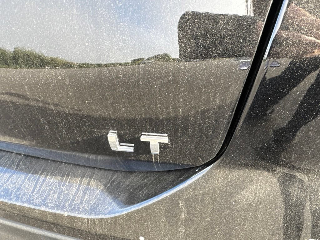 Used 2023 Chevrolet Equinox LT FWD image 3