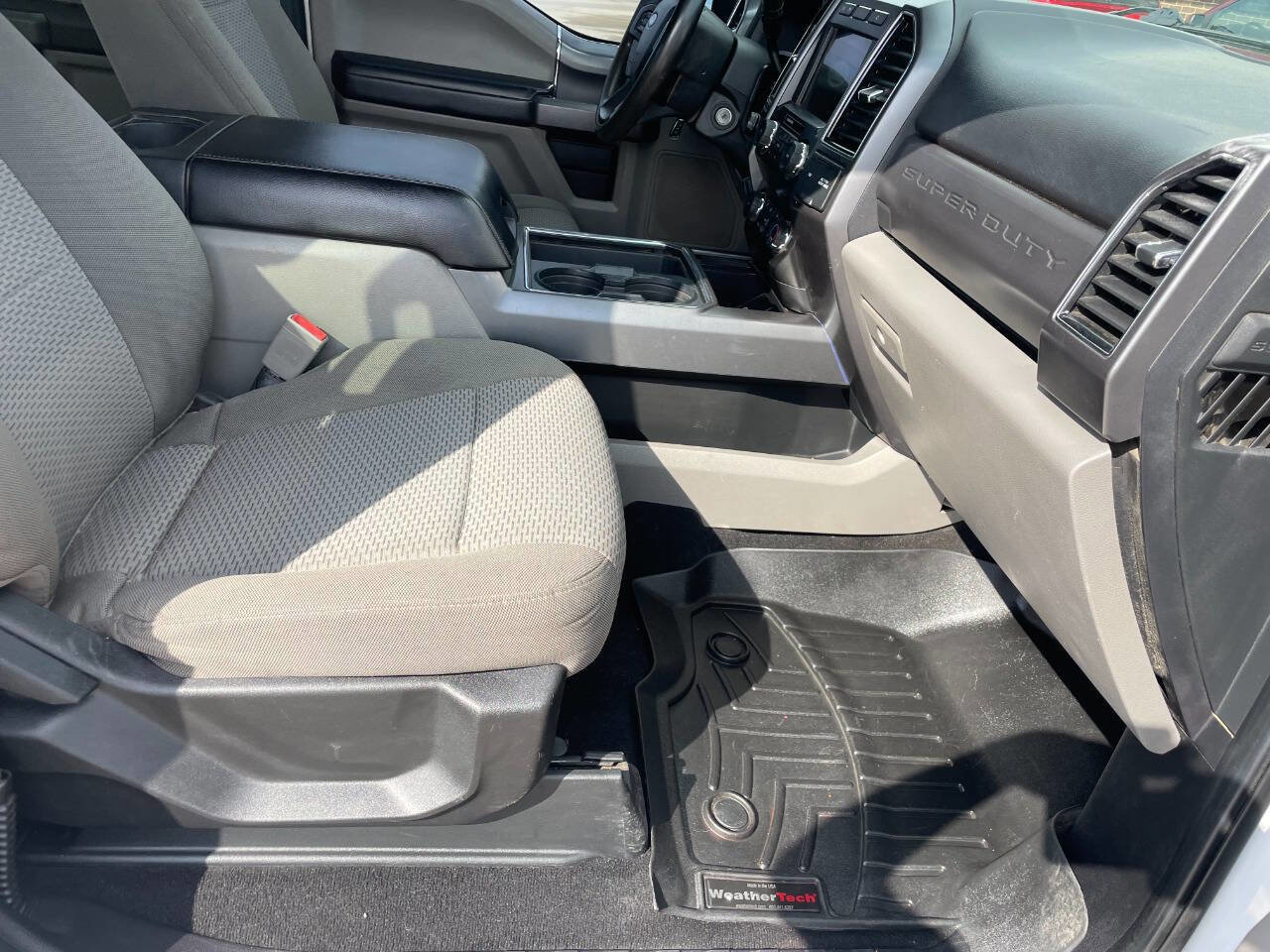 Used 2019 Ford F250 XLT w/ XLT Premium Package image 31