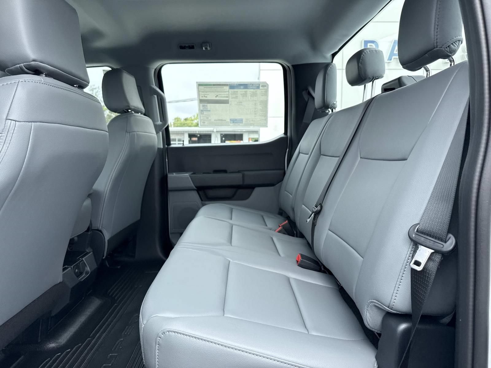 New 2027 Ford F250 XL w/ XL Driver Assist Package AWD/4WD image 11
