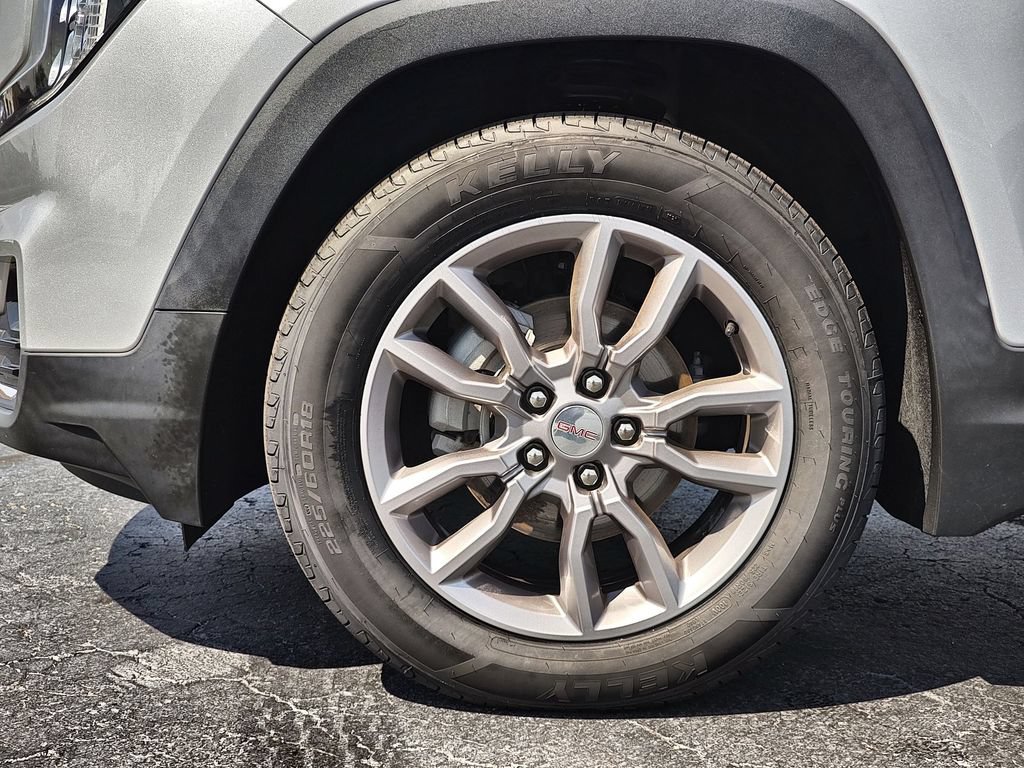 Used 2022 GMC Terrain SLT w/ Infotainment Package II AWD/4WD image 10