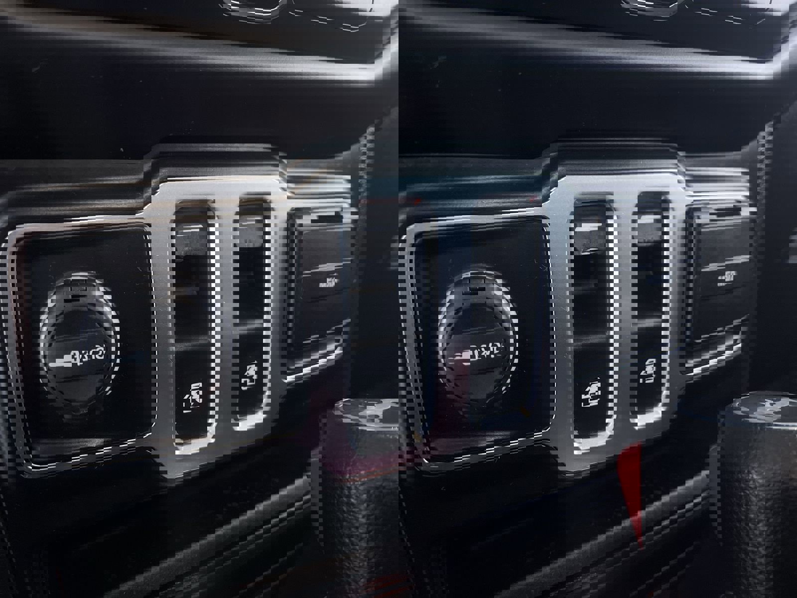 Used 2019 Jeep Wrangler Sport image 14