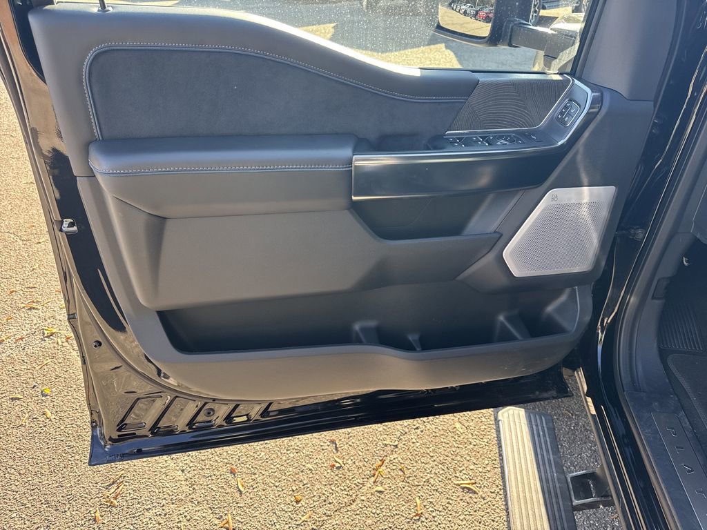 New 2025 Ford F350 Platinum w/ FX4 Off-Road Package image 10