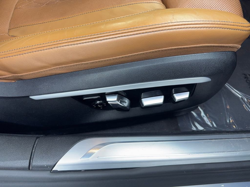 Used 2017 BMW 750i xDrive image 48