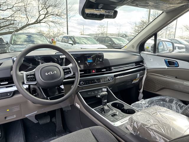 New 2026 Kia Carnival LX FWD image 22