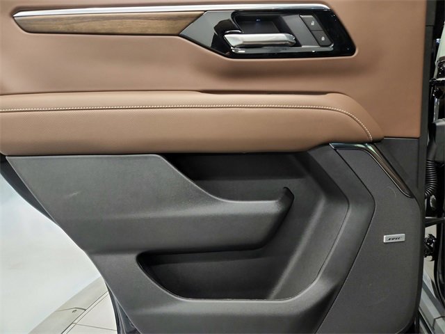 New 2026 Chevrolet Tahoe High Country w/ Sun And Tow Package image 24