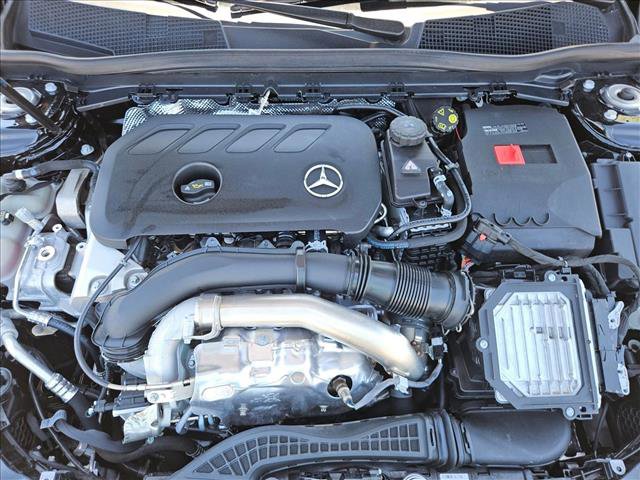 Used 2025 Mercedes-Benz CLA 250 image 21