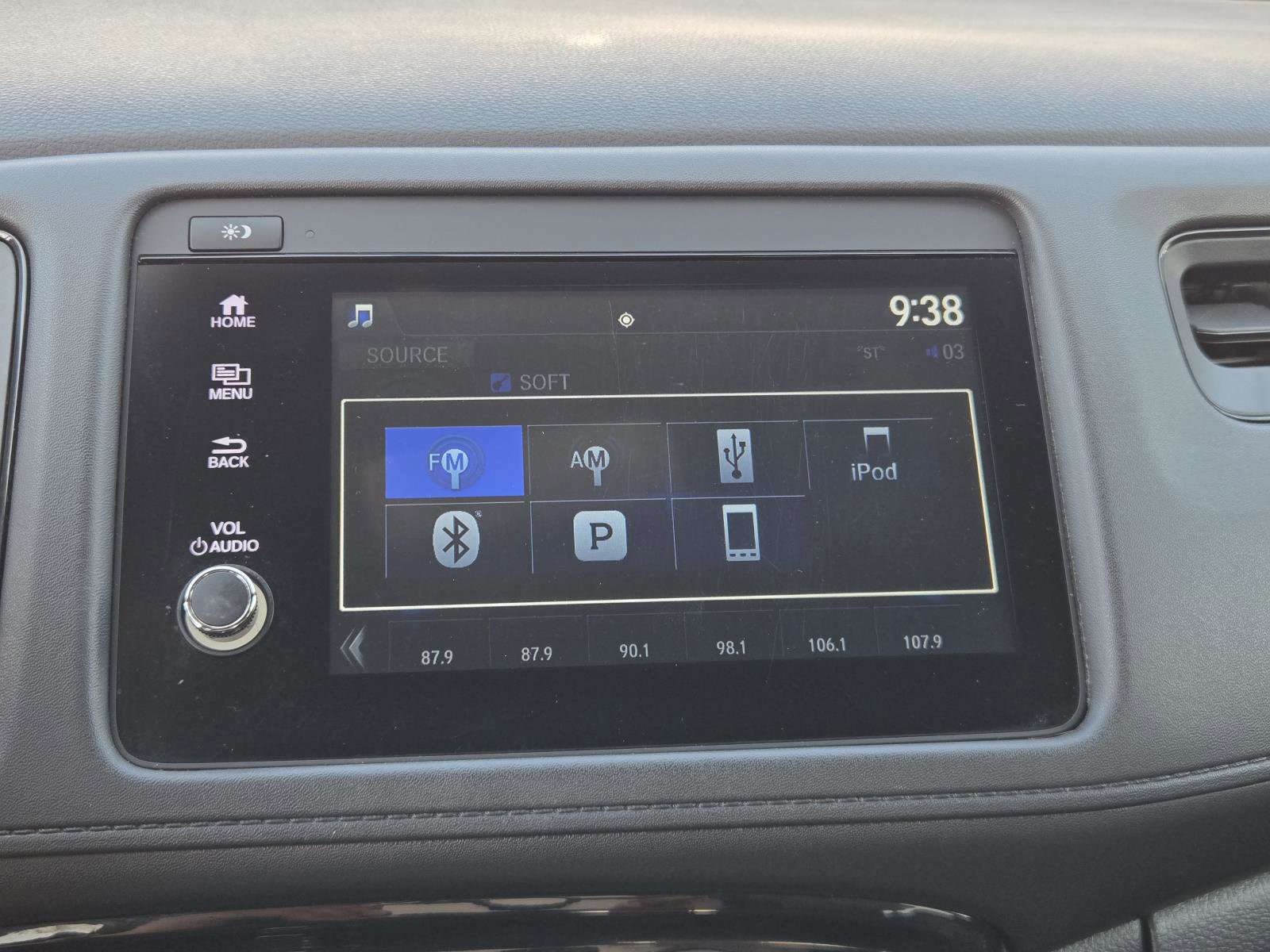 Used 2022 Honda HR-V Sport image 9