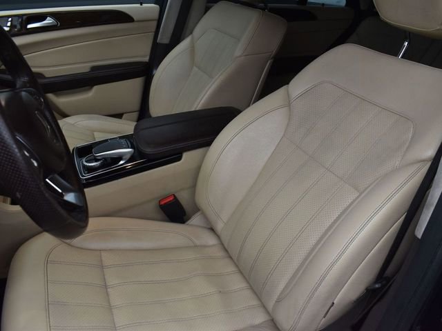 Used 2018 Mercedes-Benz GLE 350 w/ Premium 1 Package image 6