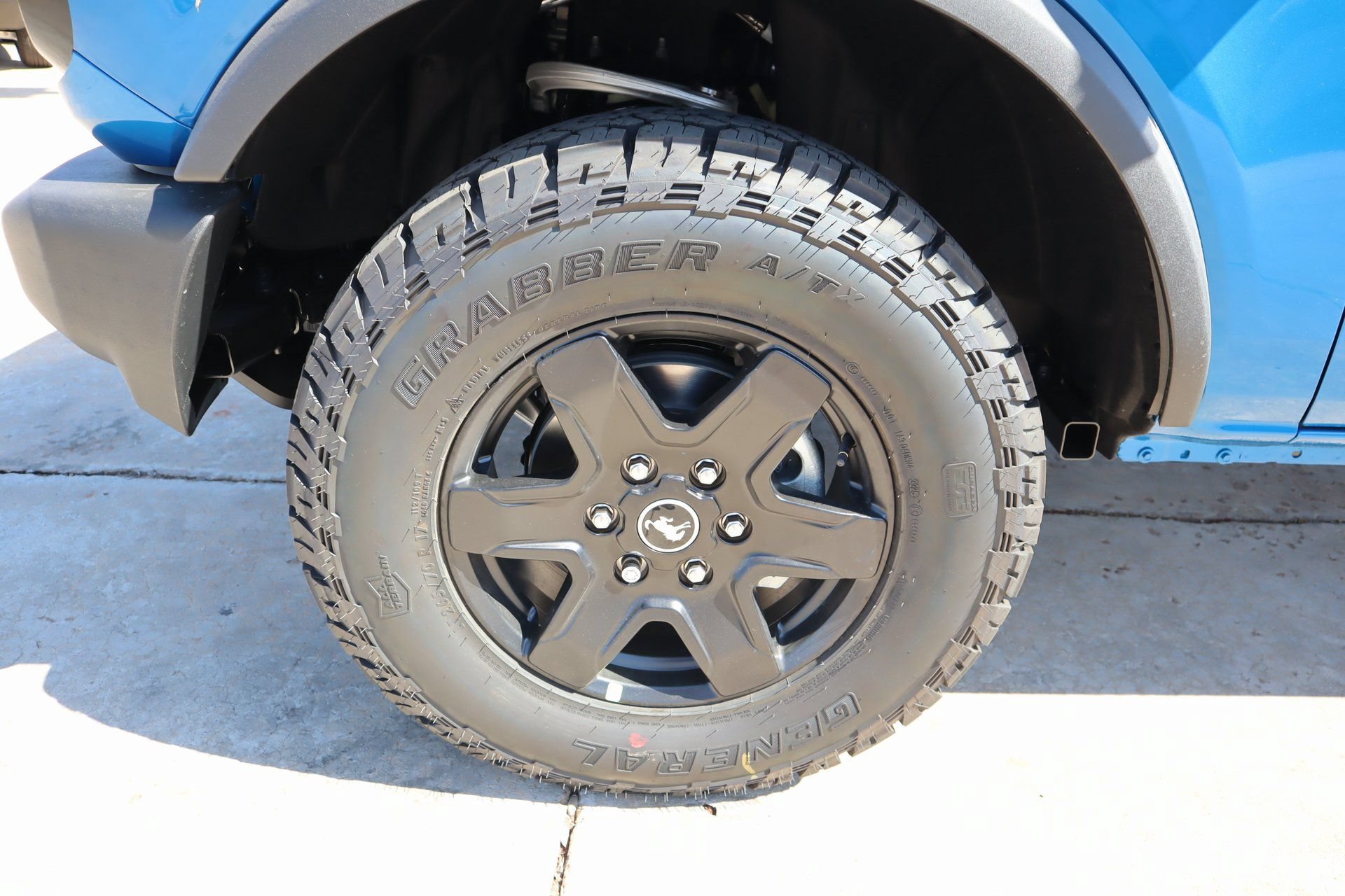 New 2025 Ford Bronco Big Bend AWD/4WD image 18