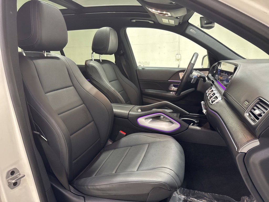 Used 2024 Mercedes-Benz GLS 450 4MATIC image 37