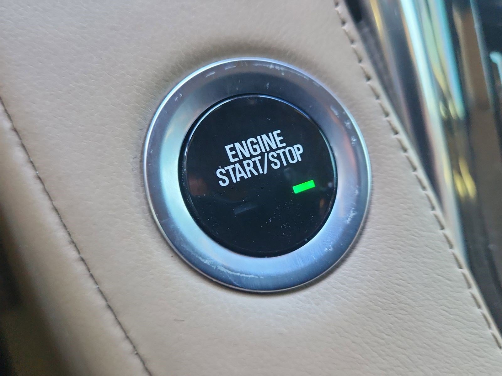 Used 2019 Cadillac Escalade Platinum AWD/4WD image 28