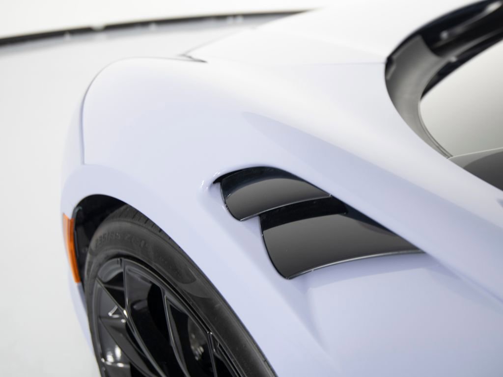 Used 2025 McLaren Artura Spider image 50